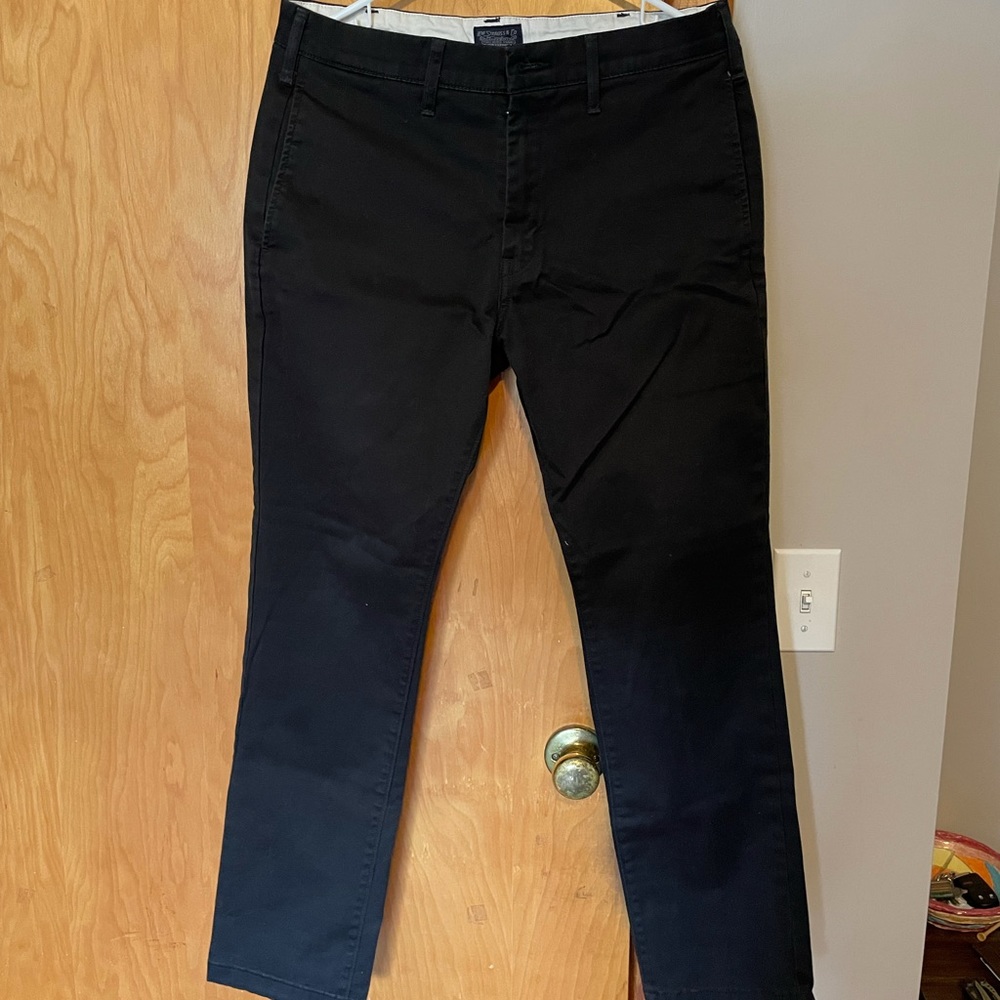 Levi’s chino pants - Men’s size 31x32